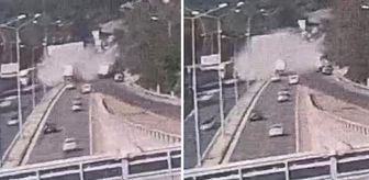 İzmir'de bir polis memurunun şehit olduğu, 2 kişinin hayatını kaybettiği kaza güvenlik kamerasında