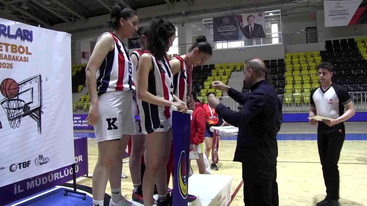 Siirt'te okul sporları 3x3 basketbol heyecanı tamamlandı