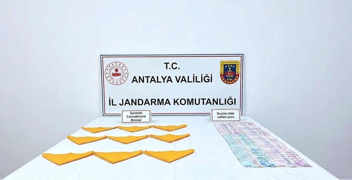 Antalya'da 25 bin 600 kullanımlık sentetik kannabinoid maddesi ele geçirildi