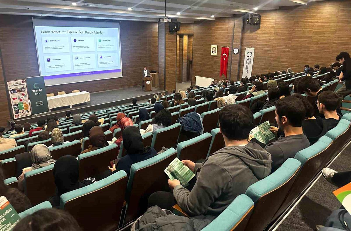 'Bilinçli nesiller, bağımsız gelecek' eğitimleri TOGÜ genelinde yaygınlaşıyor