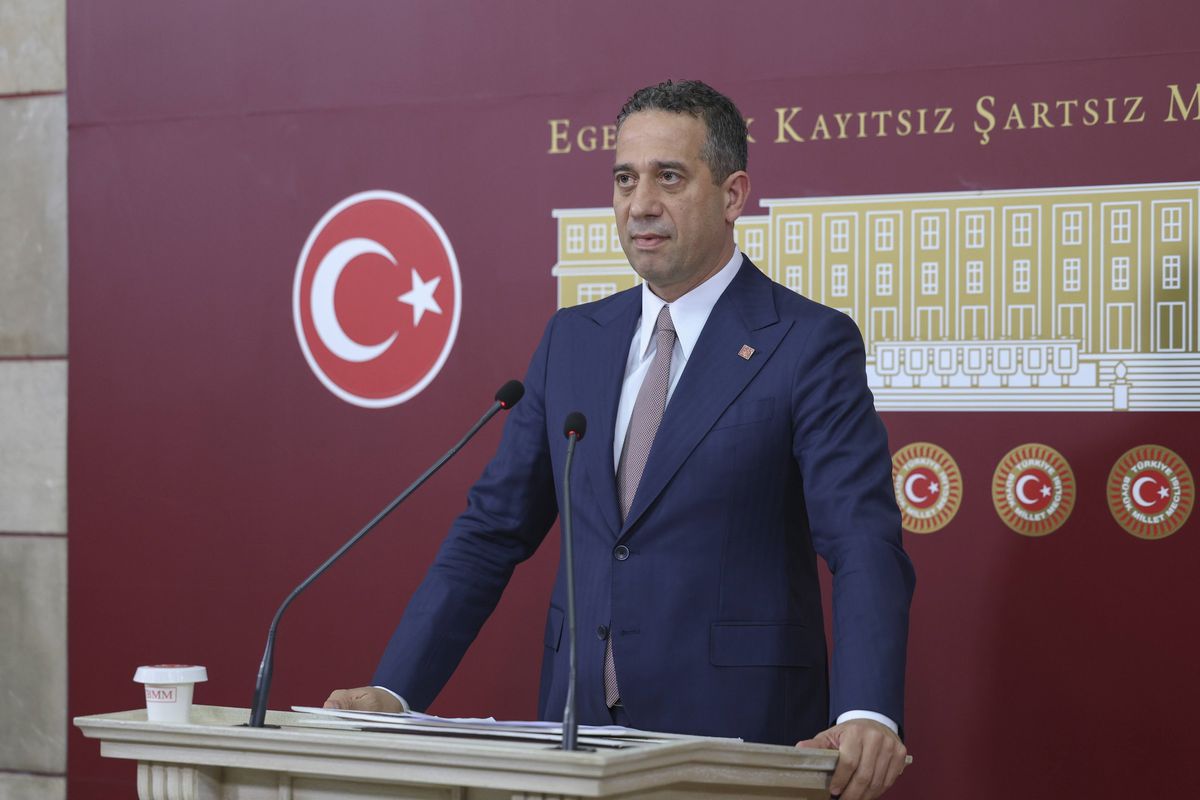 CHP'li Başarır: Ailemizle Yaptığımız Tatil Görüntüleriyle Küçük Düşürülmeye Çalışılıyoruz