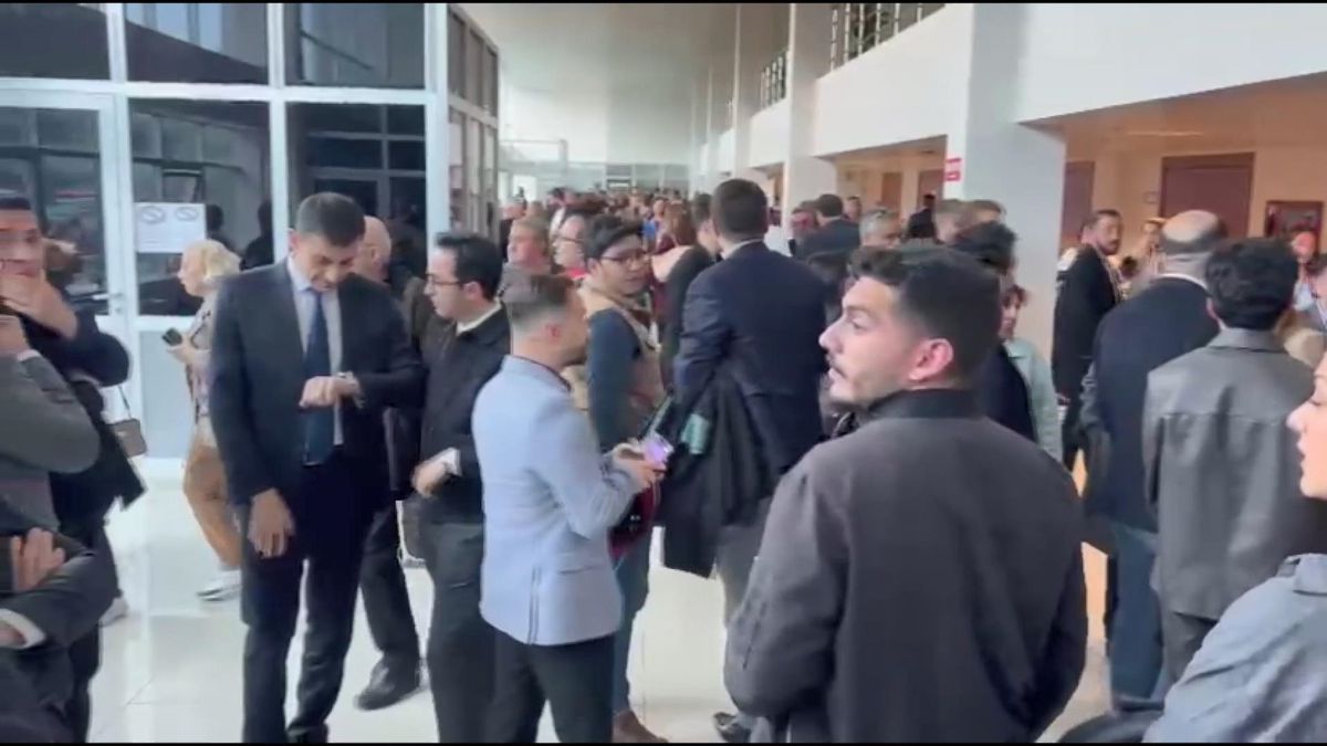 İmamoğlu'nun da aralarında bulunduğu 92 tutuklu 414 sanık hakim karşısına çıkacak