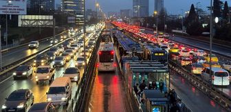 İstanbul'da trafik var mı? SON DAKİKA! 30 Nisan Perşembe hangi ilçelerde trafik var, hangi yollar kapalı?
