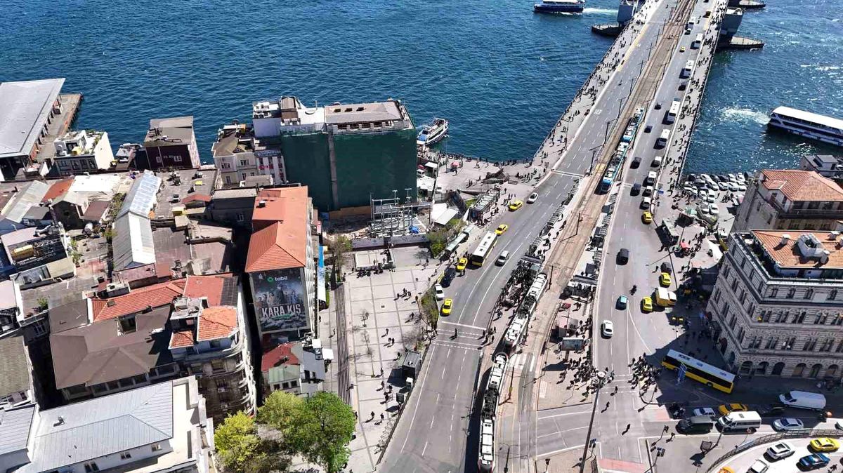 Karaköy'de 68 yıl önce yıkılan cami ihya ediliyor