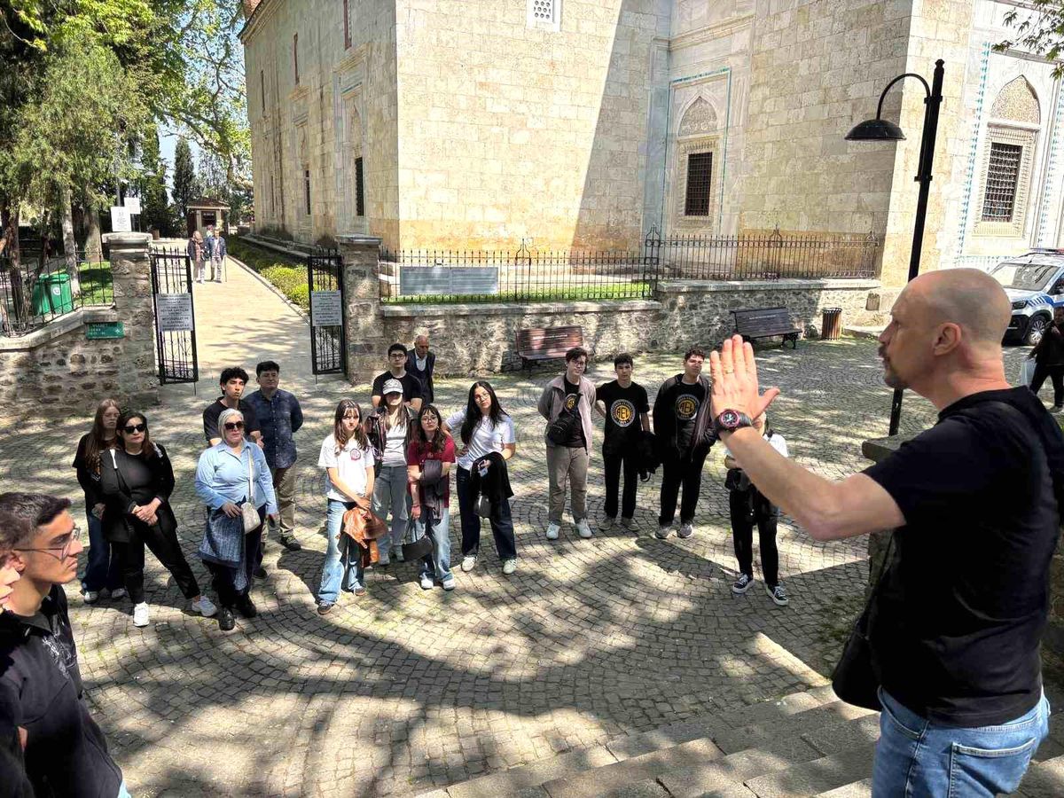 "Köklerden Geleceğe Erkek Liseleri Birliği" Bursa'da gerçekleşti