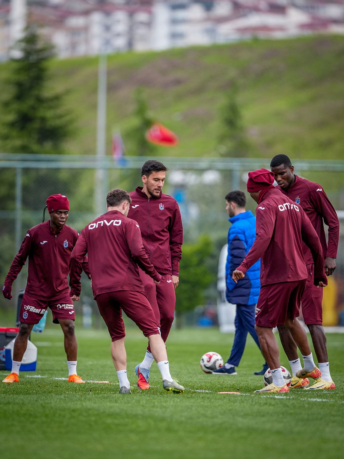 Trabzonspor'da Göztepe maçı hazırlıklarını sürdürdü