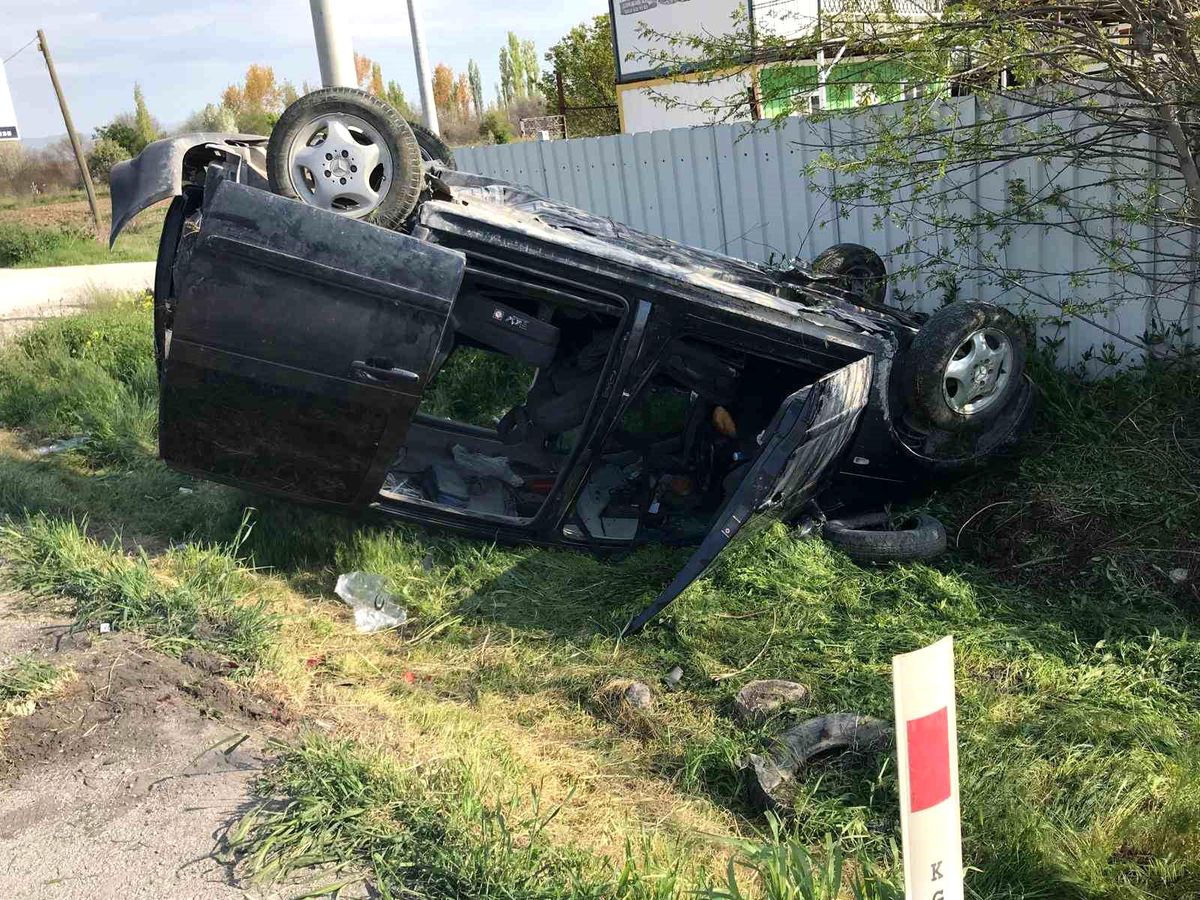 Üç aracın karıştığı kazada 3 yaralı