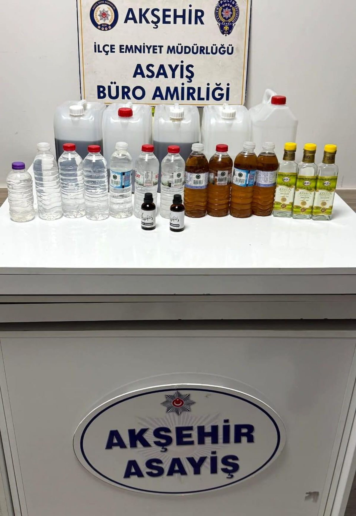 Akşehir'de sahte alkol operasyonu