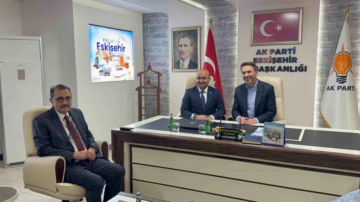 Bakan Bayraktar: "600 milyon dolarlık yatırım olacak, bin 500'e yakın yeni istihdamı Eskişehir'imize kazan...