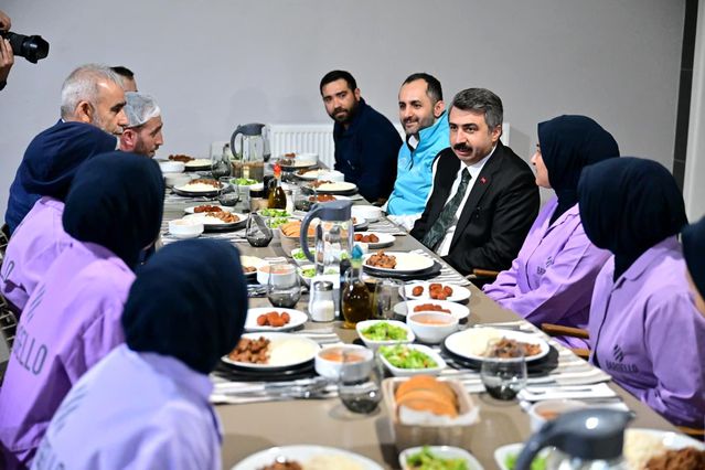 Başkan Yılmaz'dan emekçilere 1 Mayıs ziyareti