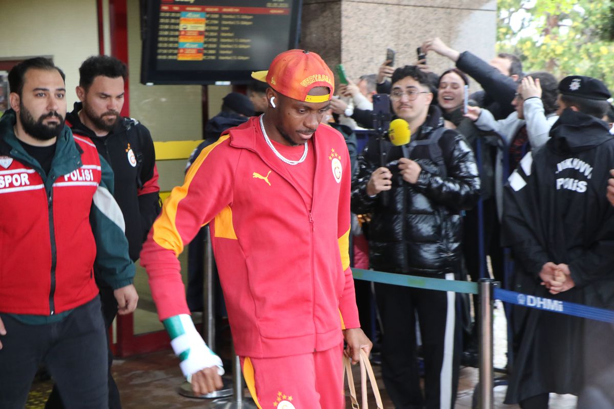 Galatasaray, Samsunspor maçı için Samsun'a geldi