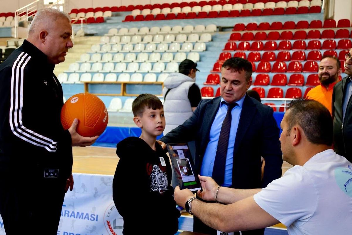 İl Müdürü Demir'den sportif yetenek taramasına yerinde takip