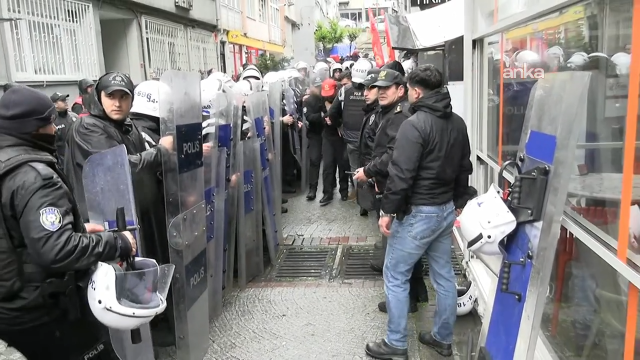 istanbulda 1 mayis 366 kisi go 19795606 6825 9 m