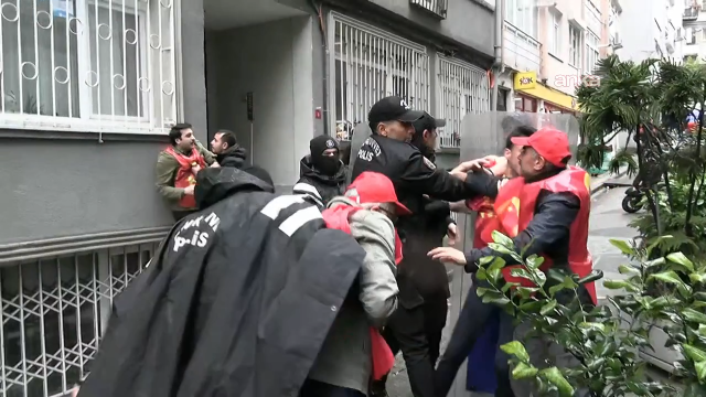 istanbulda 1 mayis 366 kisi go 19795606 8402 7 m