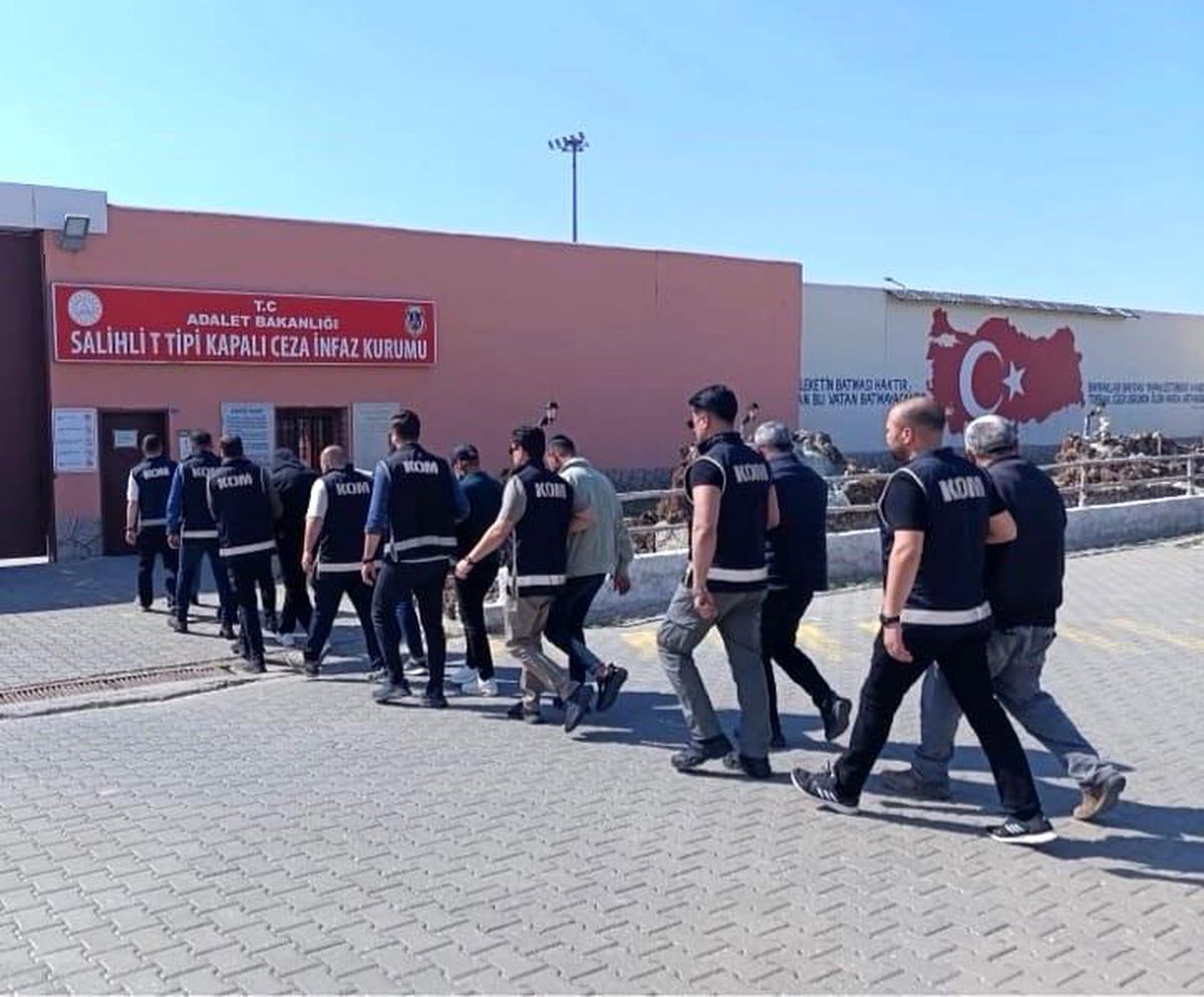 Manisa'da tefecilik operasyonu: 9 kişi tutuklandı
