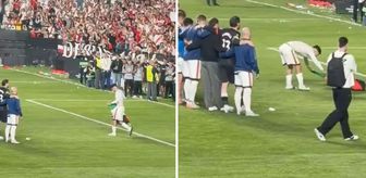 Rayo Vallecanolu futbolcular Strasbourg galibiyetini Filistin bayrağıyla kutladı