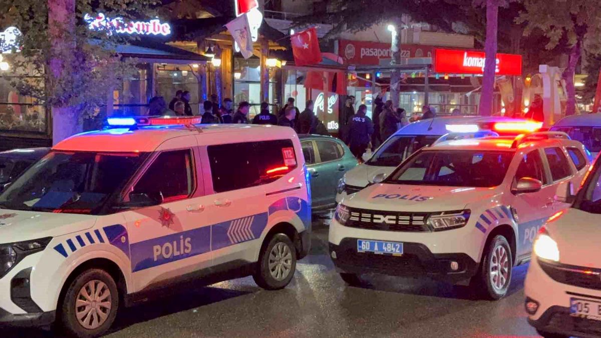Tokat'ta bıçaklı kavga: Üniversiteli ağır yaralı