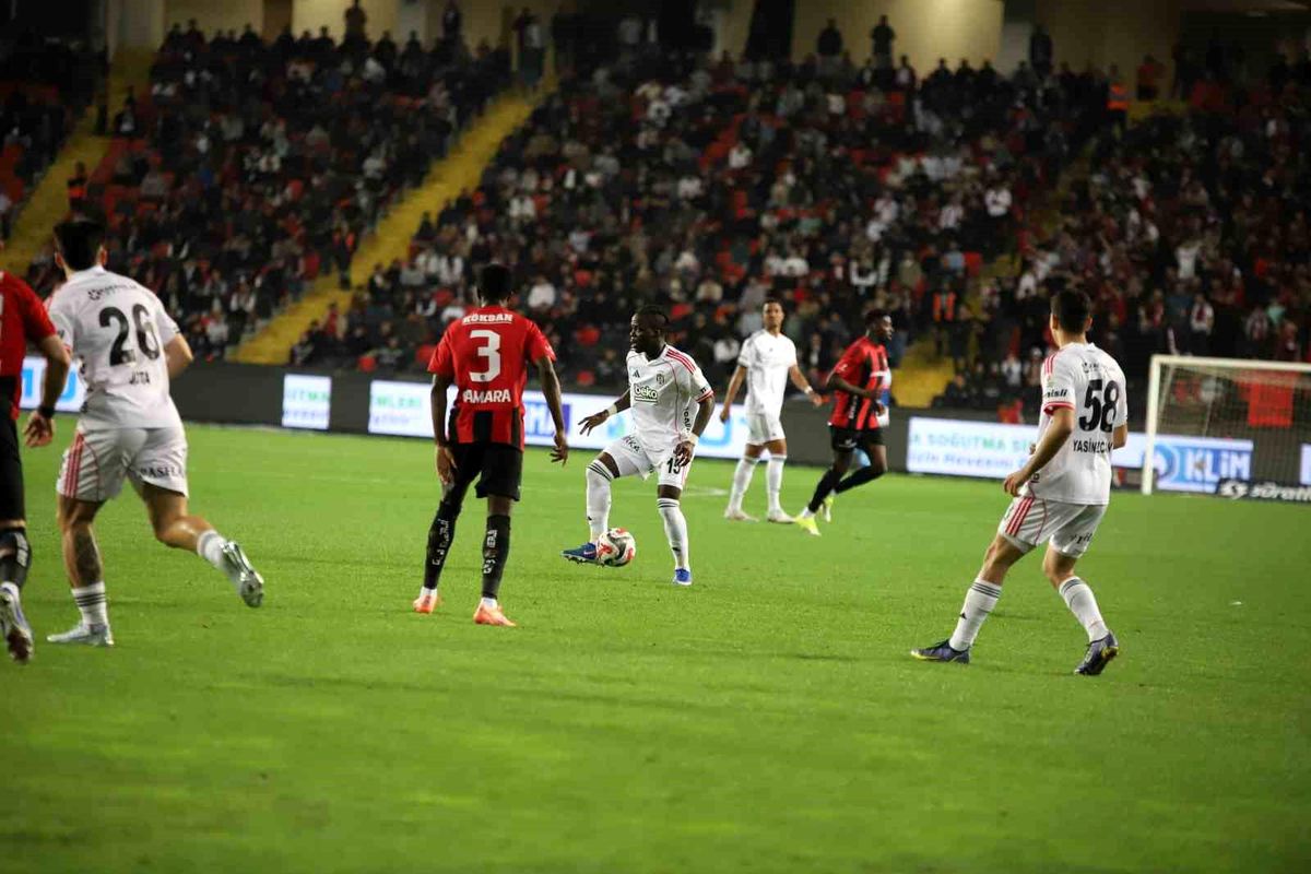 Gaziantep FK 0-2 Beşiktaş (25')
