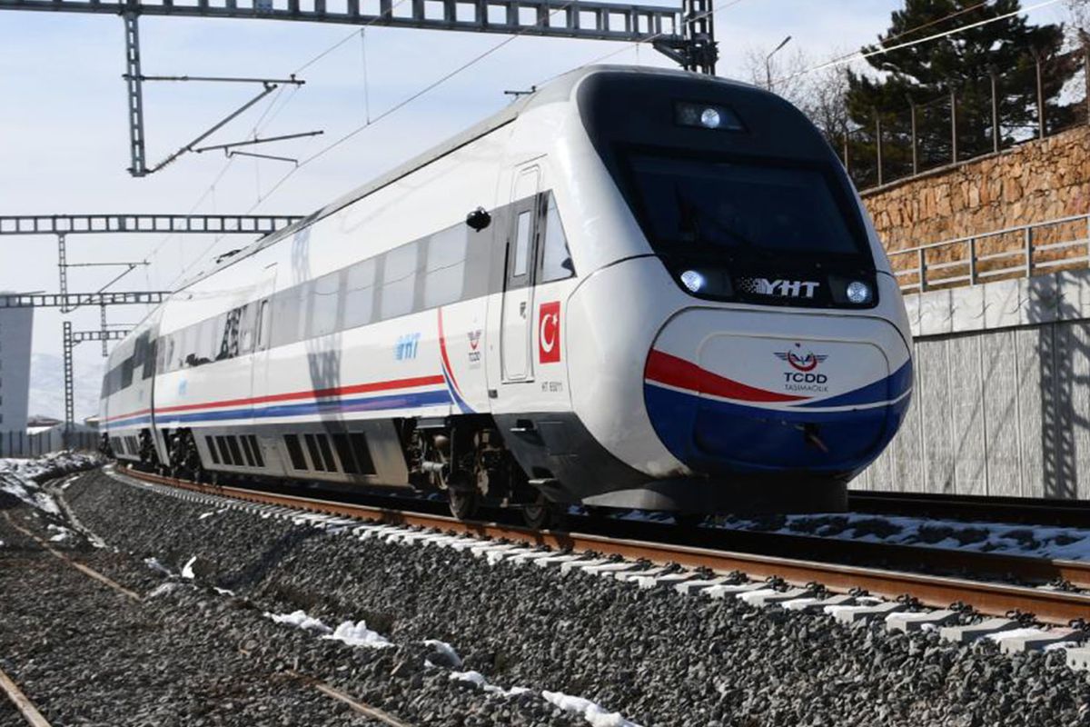 Dev hızlı tren projesinde sona doğru: Seyahat süresi 2 saatin altına inecek 