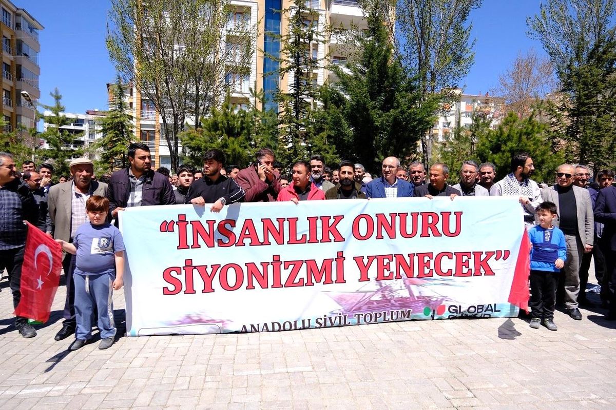 Van'da Sumud Filosu'na yapılan saldırı kınandı