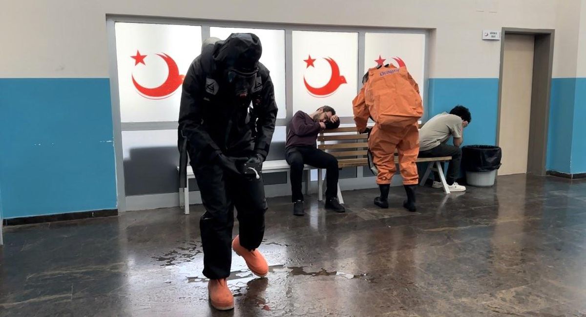 Van Geri Gönderme Merkezi'nde KBRN tatbikatı yapıldı