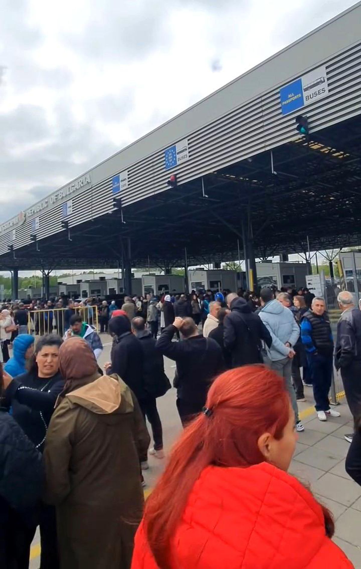 Bulgaristan sınırında EES yoğunluğu: Bekleme süresi 10 saati aştı