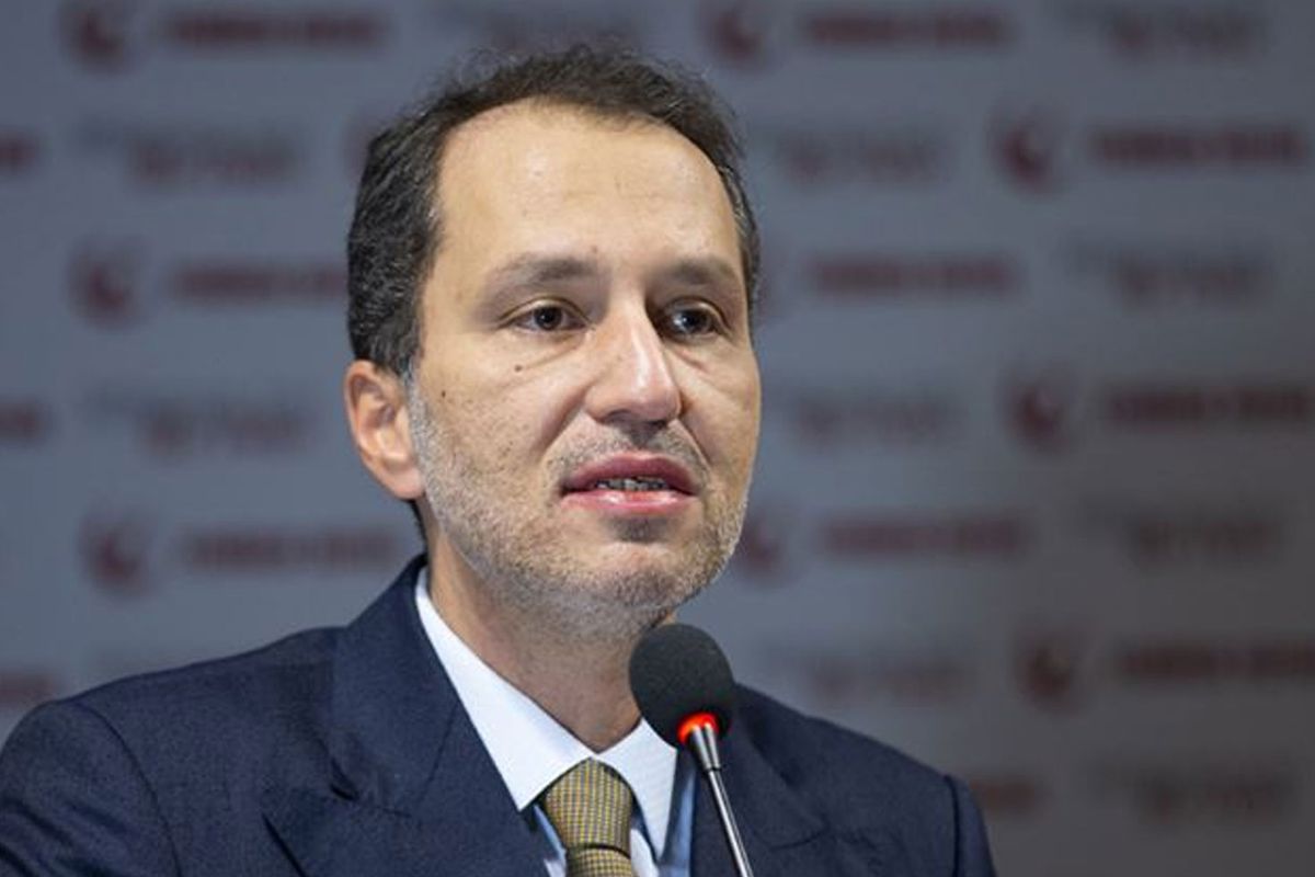 Fatih Erbakan, Süper Lig'e yükselen Amedspor'u kutladı