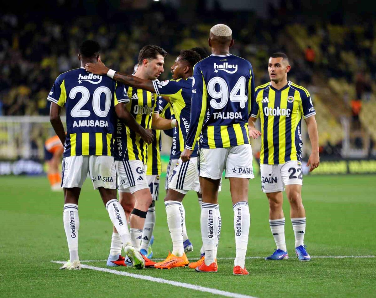 Fenerbahçe, ligde 2 maç sonra kazandı