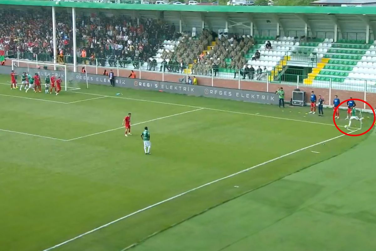 Iğdır FK'da Güray Vural, Amedspor'a kornerden gol attı