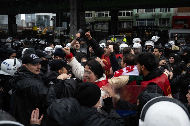 istanbulda 1 mayista gozaltina 19797292 6607 5 m