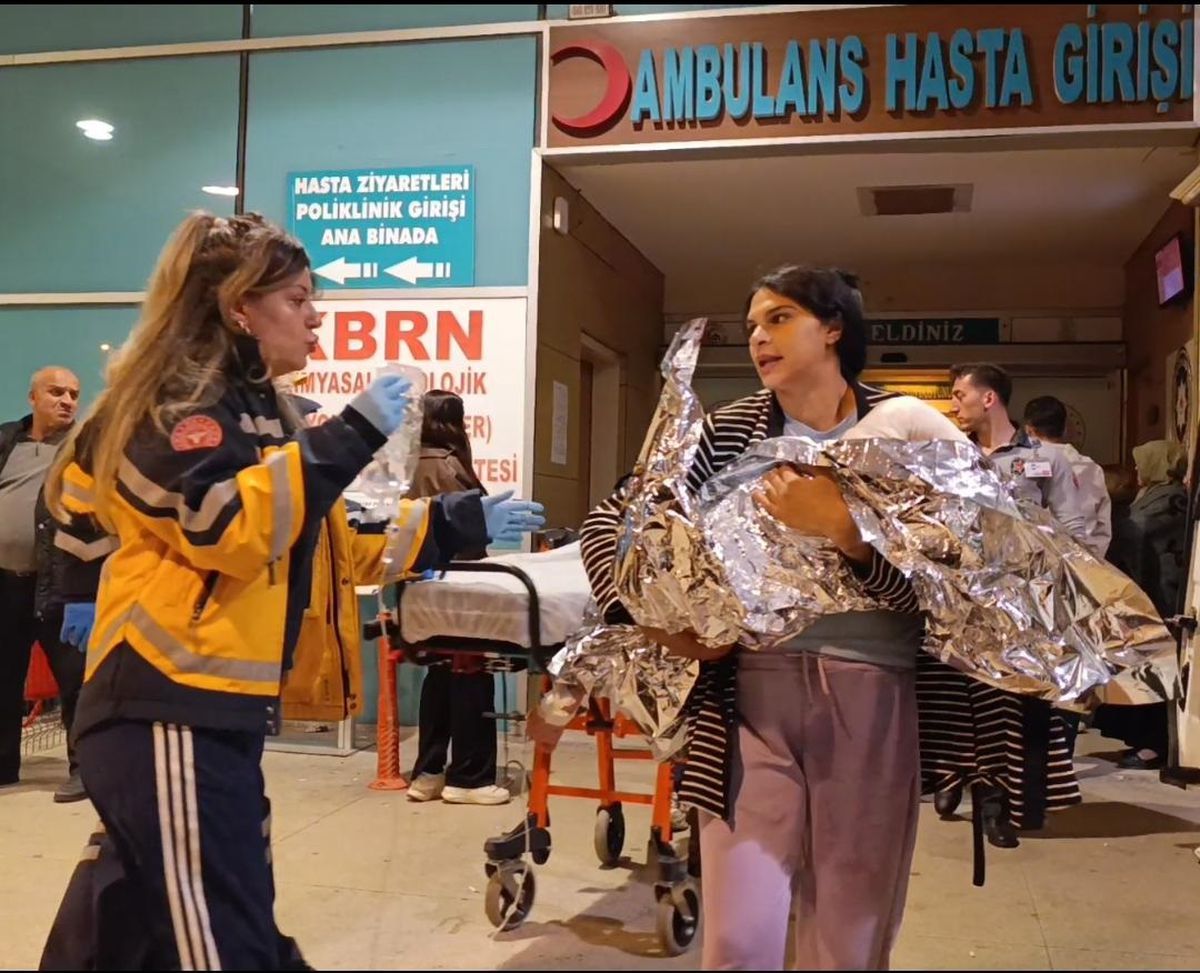 Kaynar su dolu kovaya düşen 2 yaşındaki Alparslan ağır yaralandı