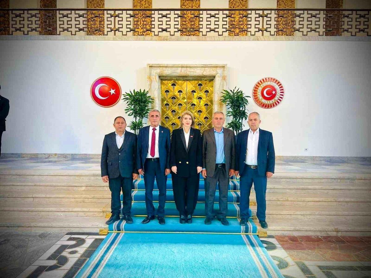 Ölmeztoprak'tan çok yönlü temas