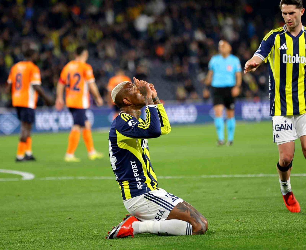 Talisca'dan Başakşehir karşısında hat-trick