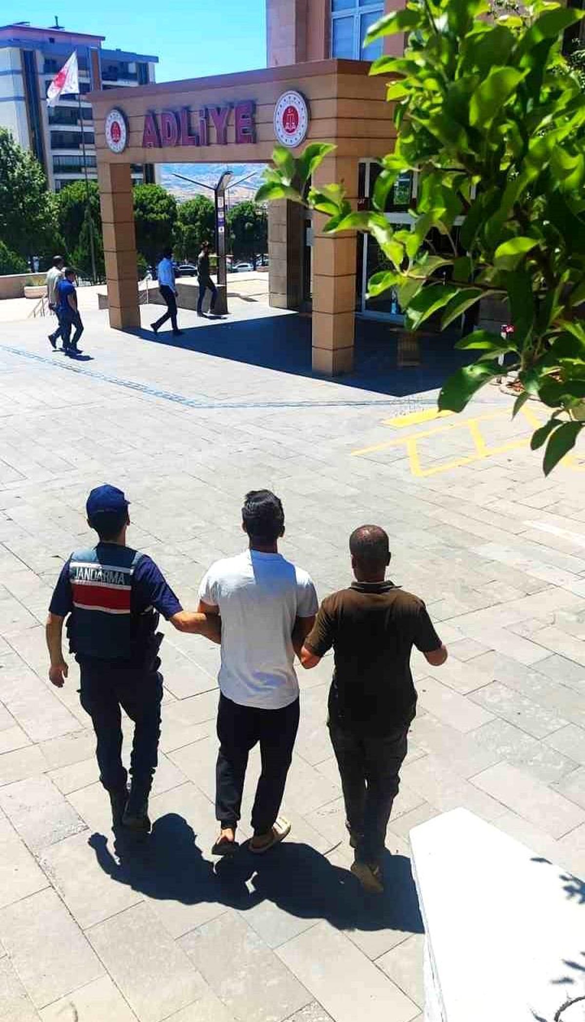 Torpil şakası 92 hektarı kül etti, hapis ve 43,7 milyon TL tazminata mahkum oldu