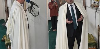 Türk Büyükelçi Cezayir Cumhurbaşkanının köyünde ezan okudu