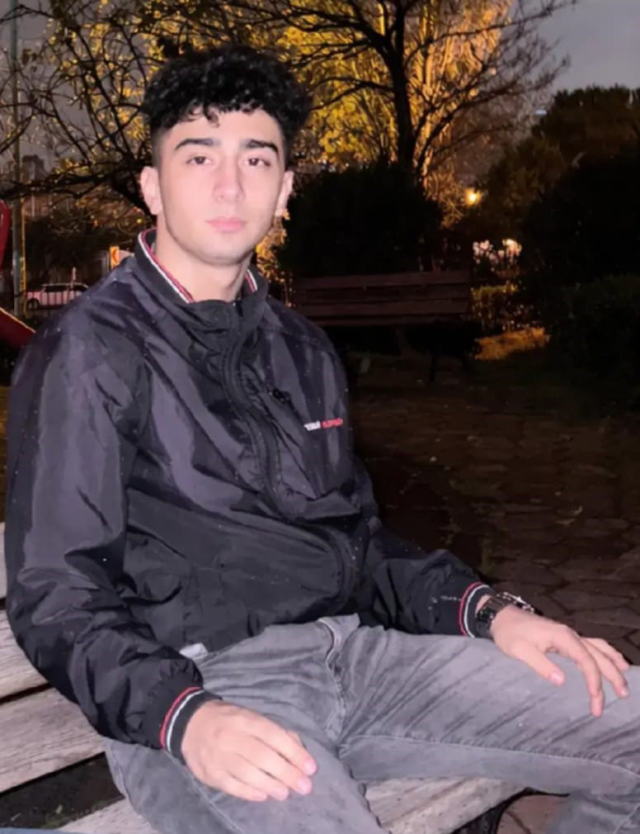 17 yasindaki saldirgan asker e 19799069 6390 1 m