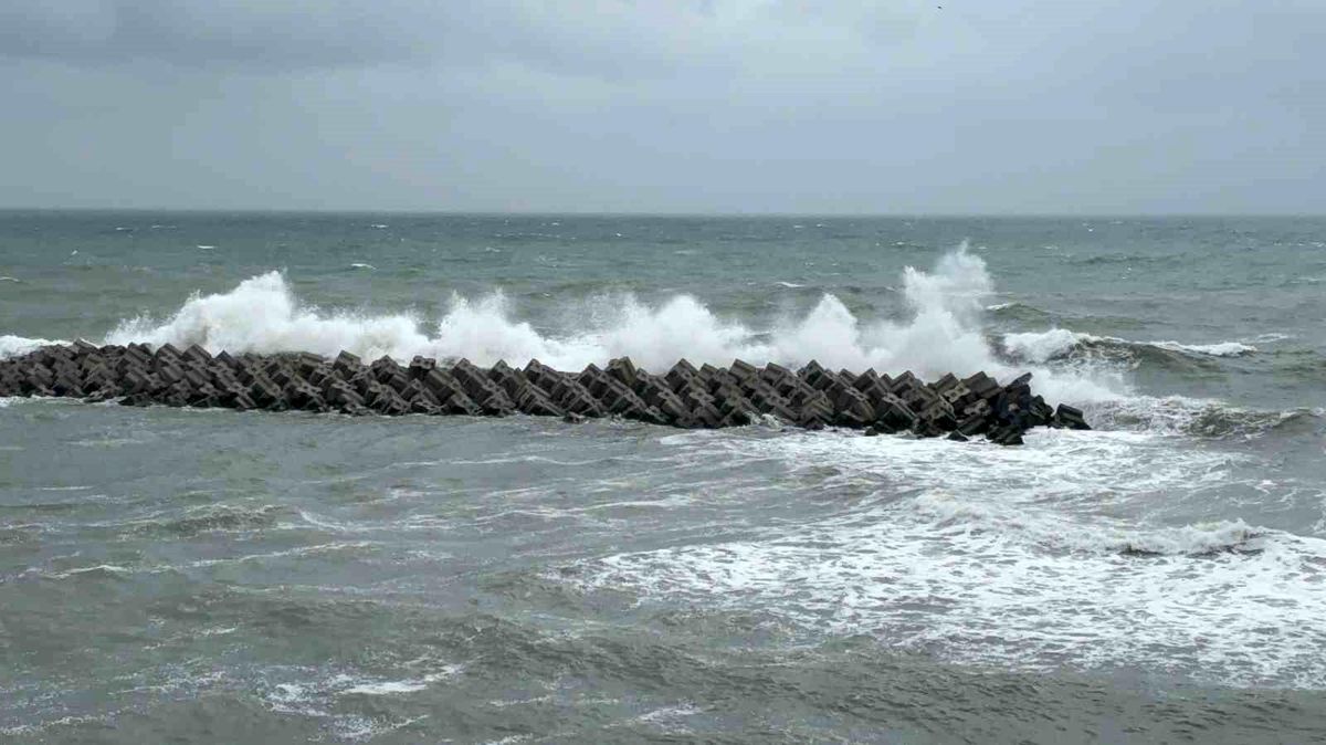 Batı Karadeniz'de fırtına uyarısı