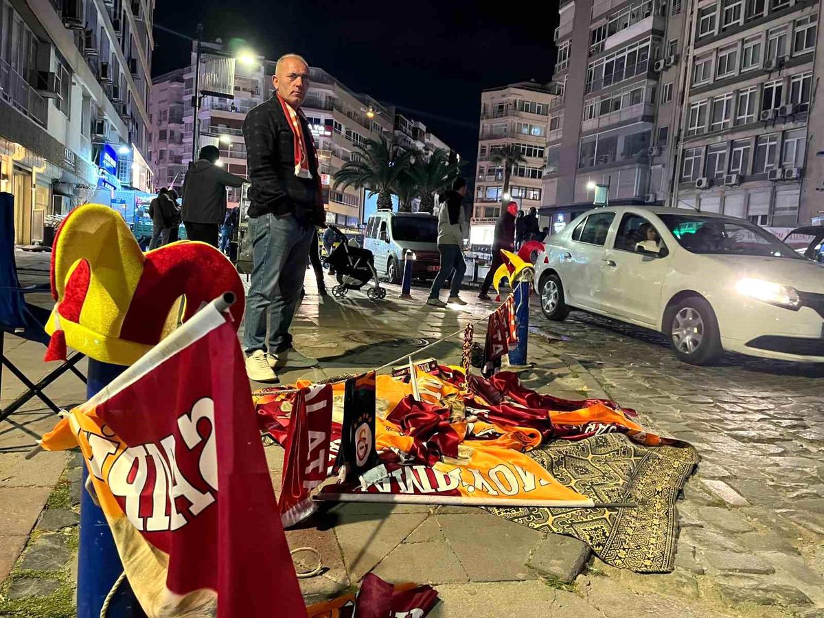 Galatasaray'ın mağlubiyeti İzmirli seyyar satıcıları da vurdu