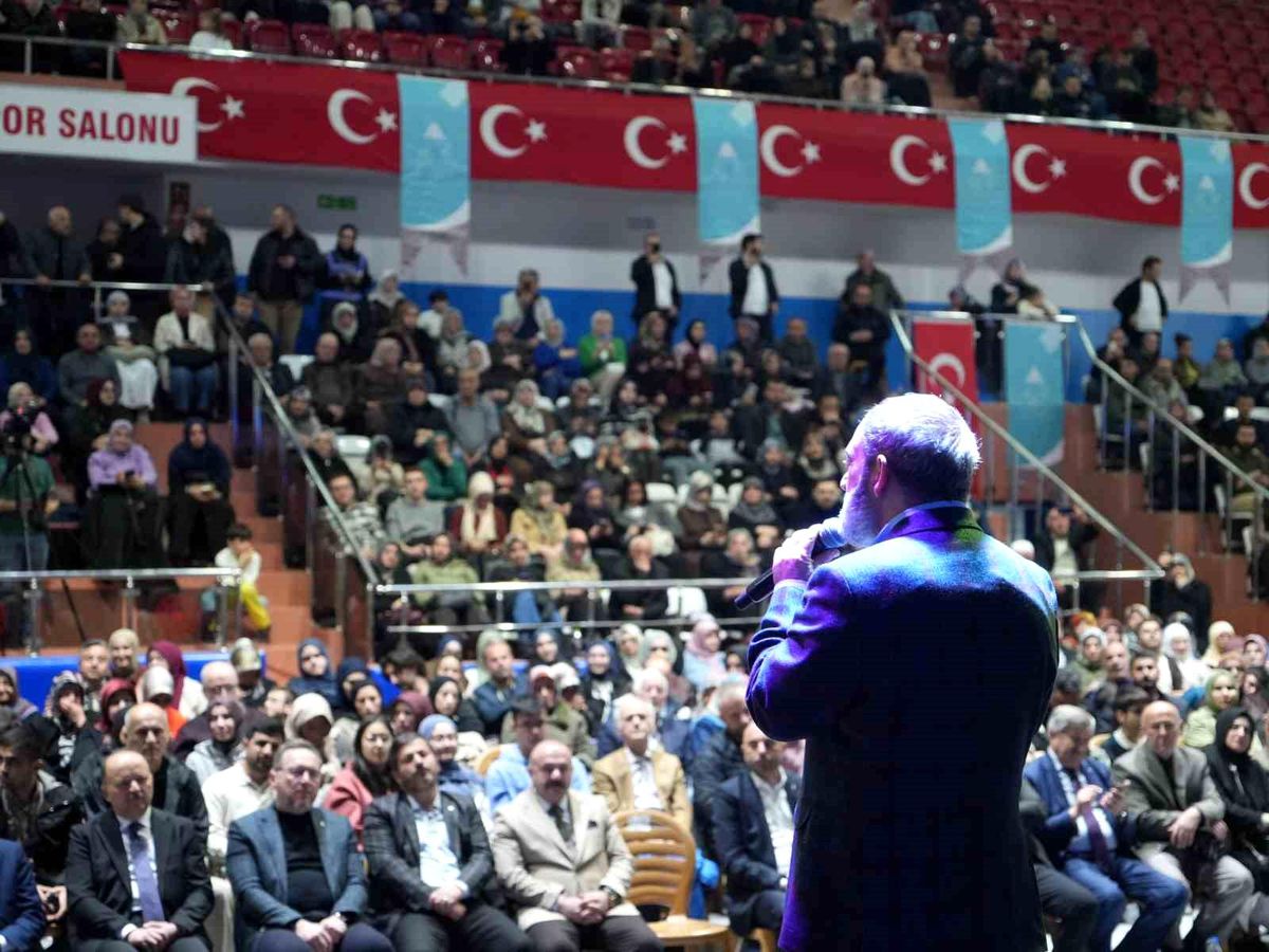 Kastamonu'da maneviyat dolu gece: Şeyh Şaban-ı Veli dualarla anıldı