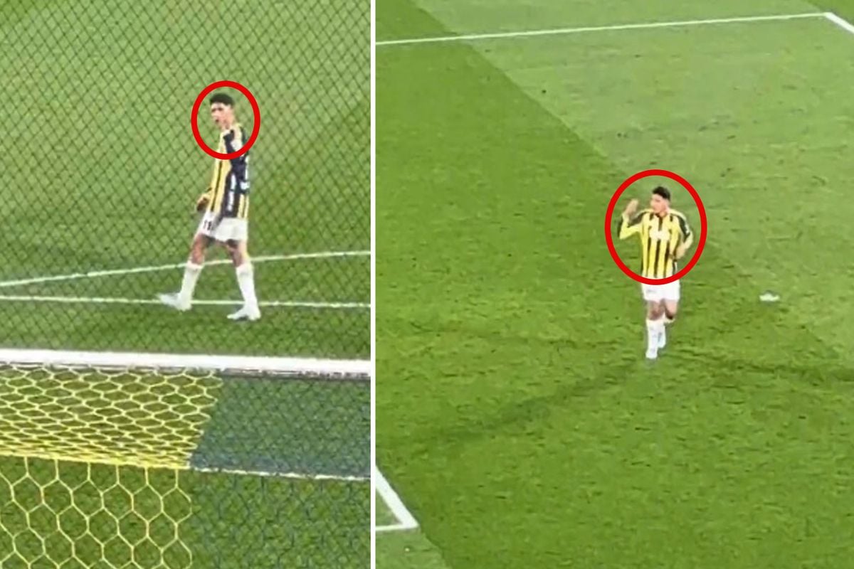 Taraftara hareket yapan Edson Alvarez'den paylaşım