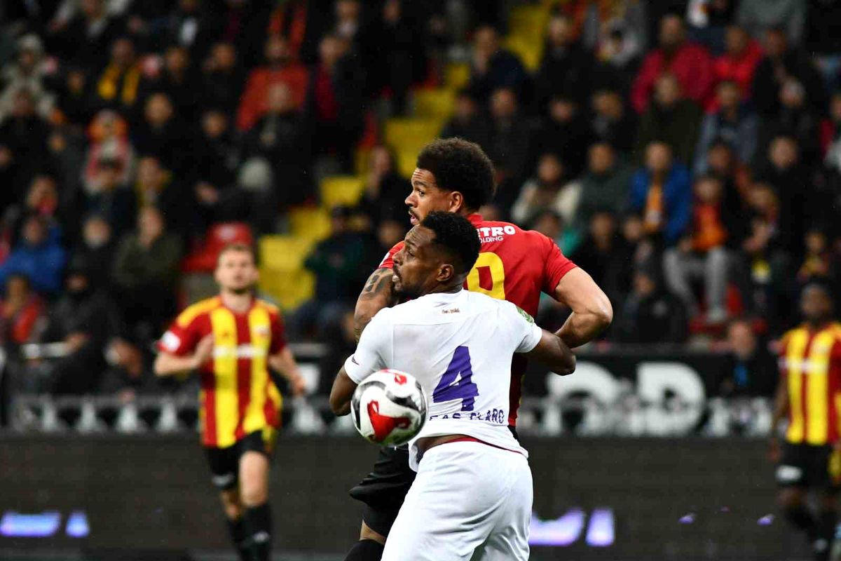 Trendyol Süper Lig: Kayserispor: 0 Eyüpspor: 1 (Maç devam ediyor)
