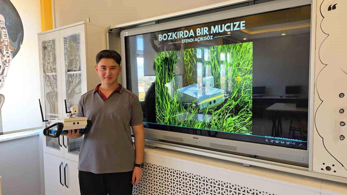 Annesi tasarımlarına 'zımbırtı' demişti, şimdi uluslararası sunuma hazırlanıyor