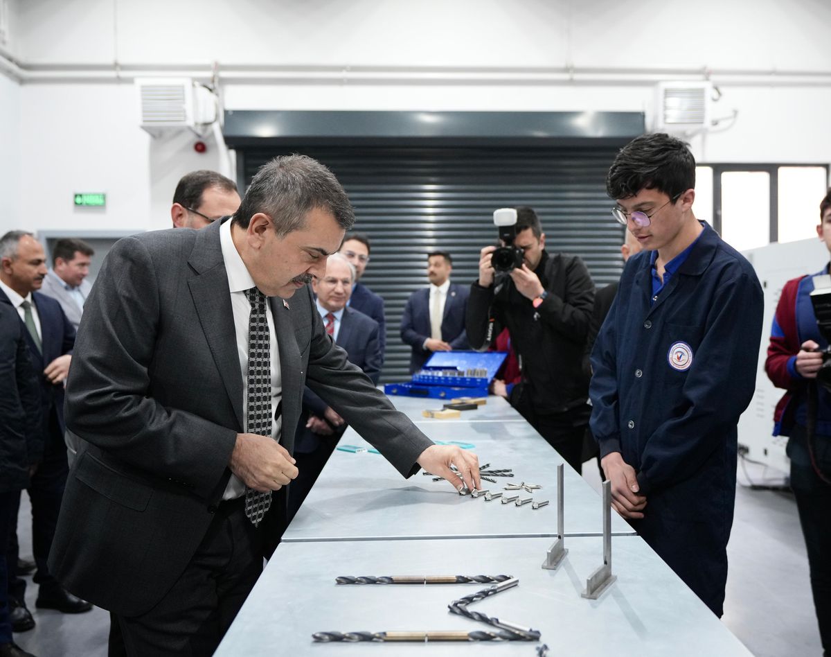 Bakan Tekin: Ortaöğretimde yeteneğe göre tercih mekanizması oluşturduk