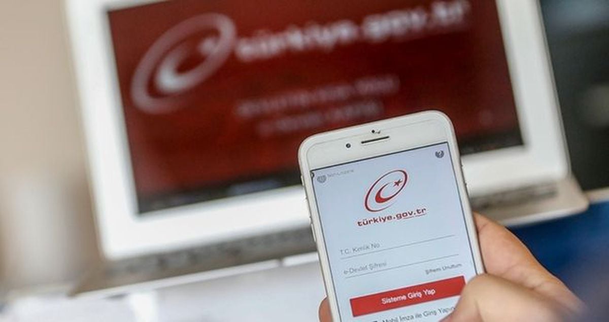 e-Devlet çöktü mü, e- Devlet sorun mu var, neden girilmiyor? 4 Mayıs e-Devlet ne zaman düzelecek?