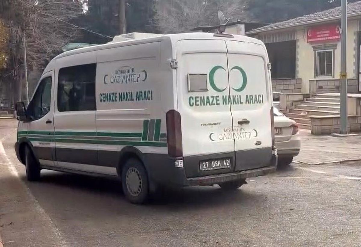Gaziantep'te parktaki bıçaklı kavgada genç hayatını kaybetti