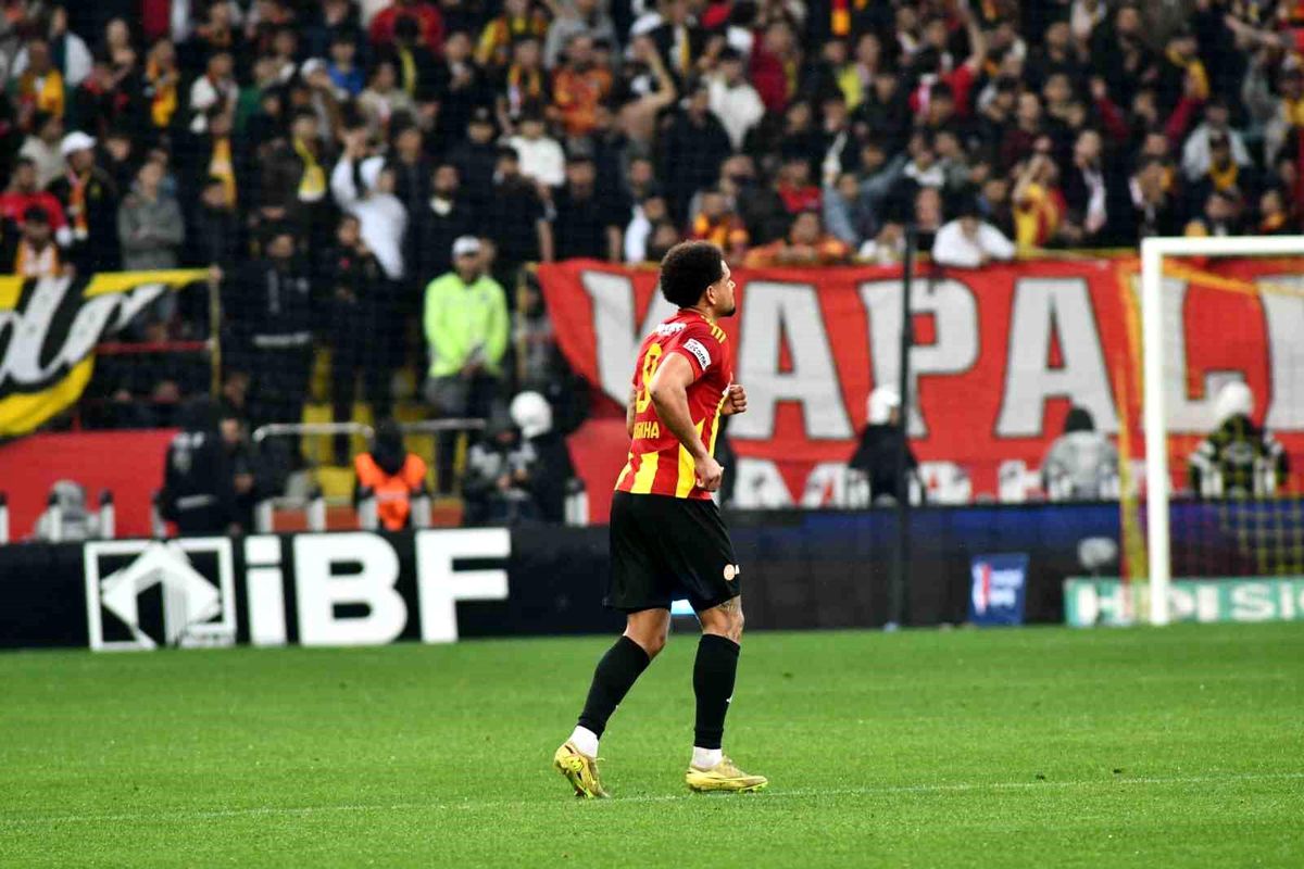 German Onugkha maçı tamamlayamadı