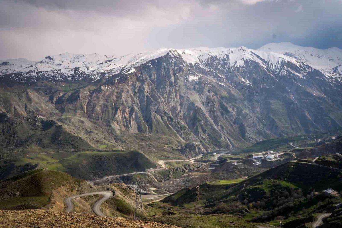 Hakkari yolundaki heyelan riskine karşı 'mühendislik' uyarısı