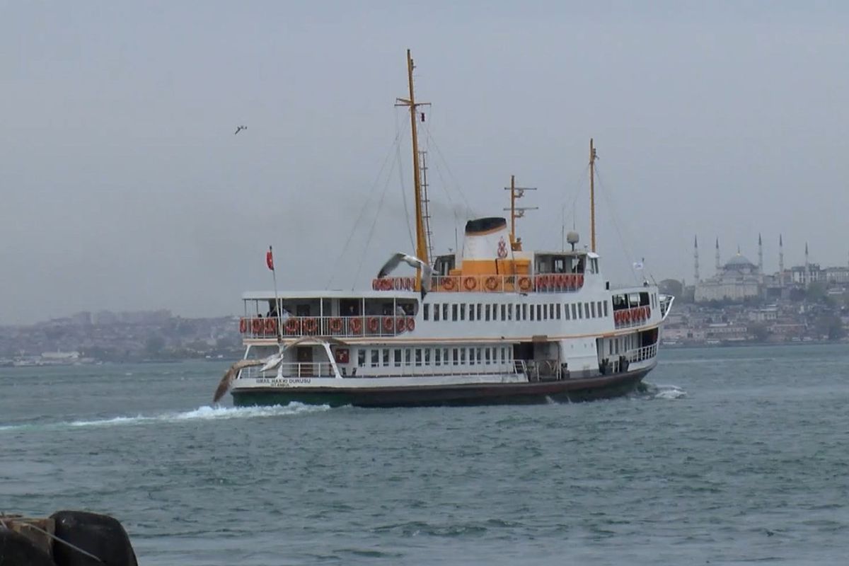 Kadıköy'de vapura binen Azerbaycanlı kadın sefer sırasında kayboldu