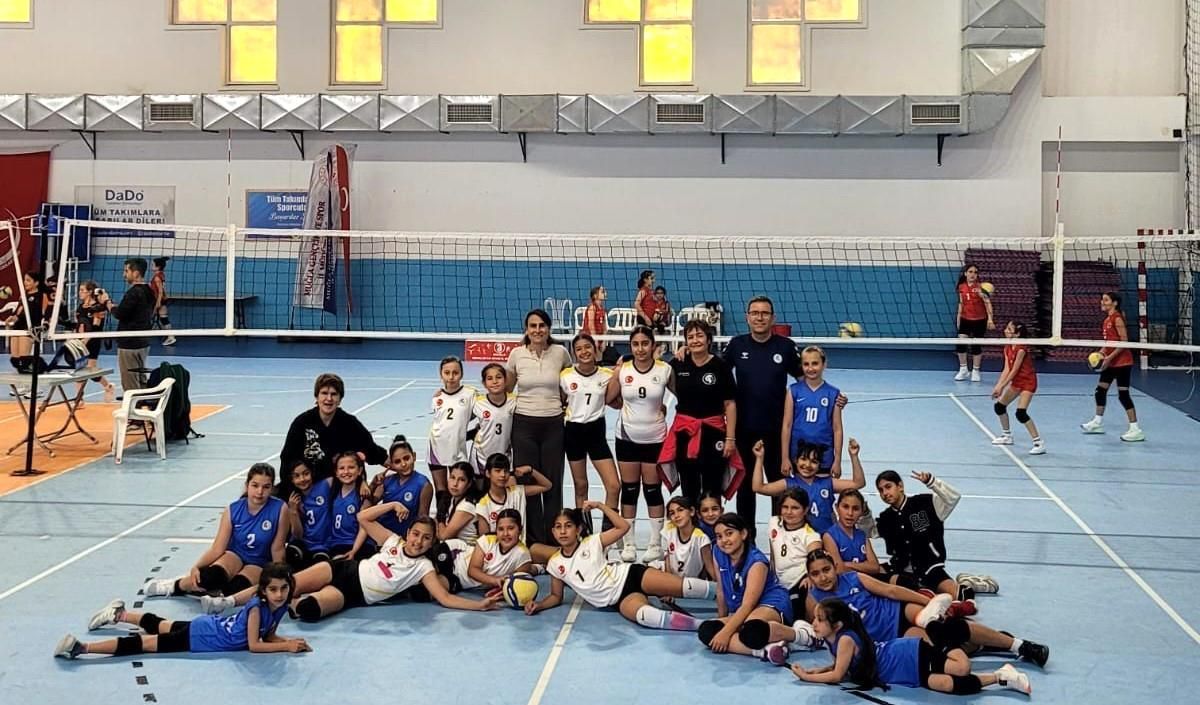 Köyceğiz Akademili miniklerden çeyrek final sevinci
