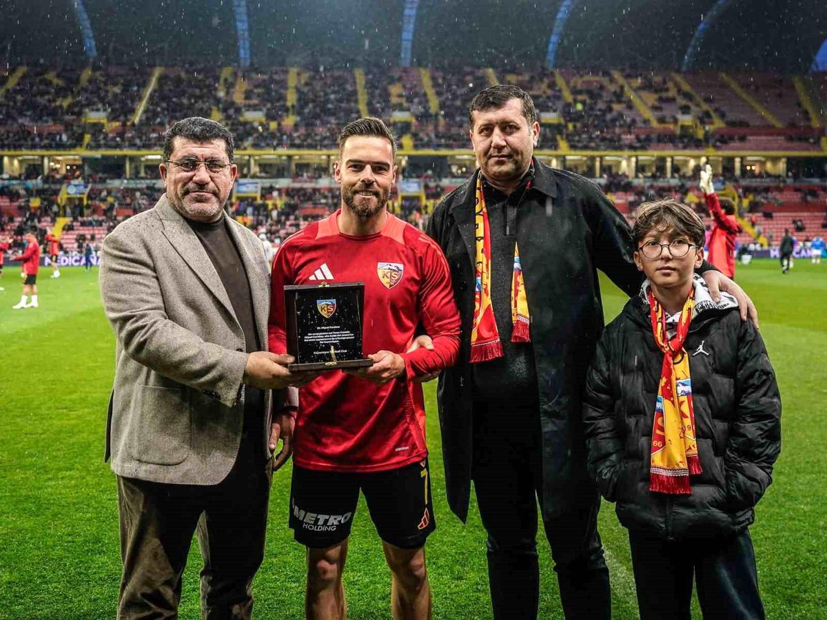 Miguel Cardoso Kayserispor'un tarihine geçti